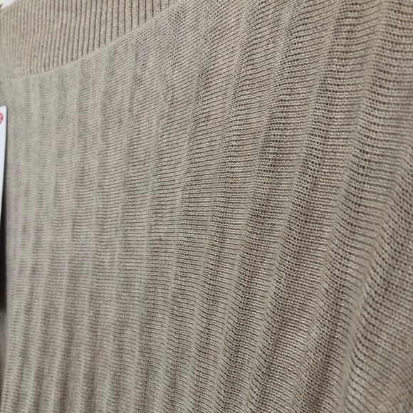 Lulu lemon Forward Flow Poncho - Picture 4 of 4